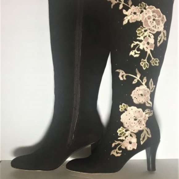 Cole Haan Suede Boot w/ Floral Applique Detail _ SOLD! - Picture 3 of 8
